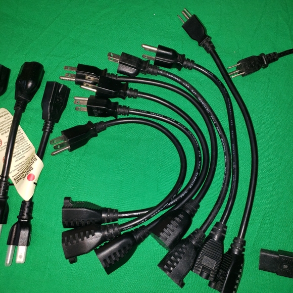 Short Electrical Extension Cords 5 8", 7 10", and 1 12" - Picture 3 of 5